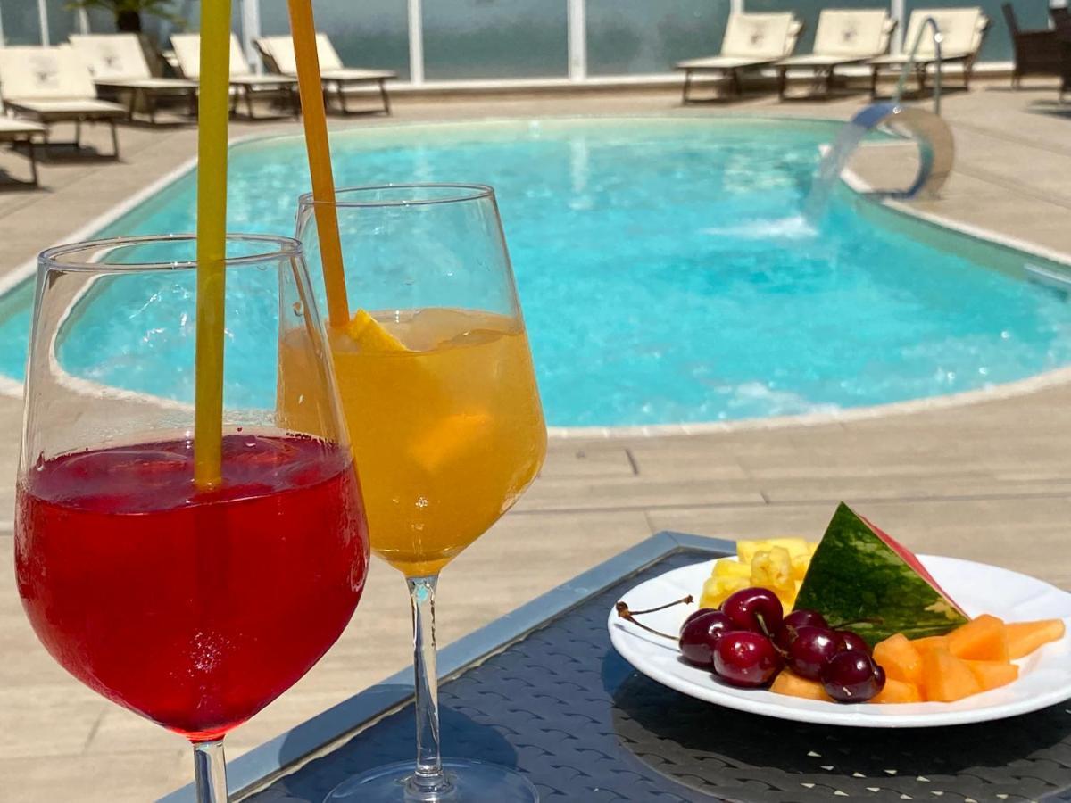 Hotel Caesar Paladium ريميني المظهر الخارجي الصورة