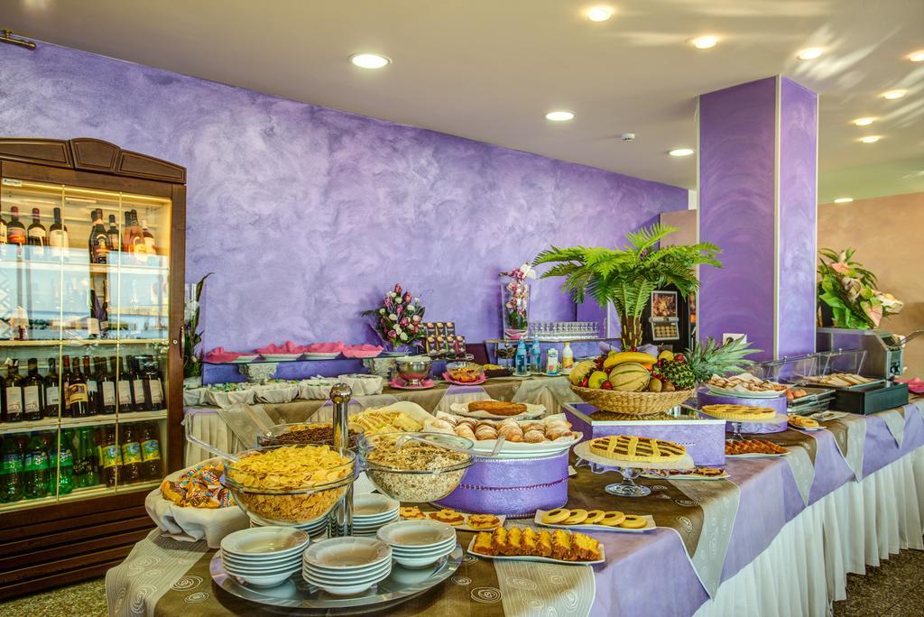 Hotel Caesar Paladium ريميني المظهر الخارجي الصورة