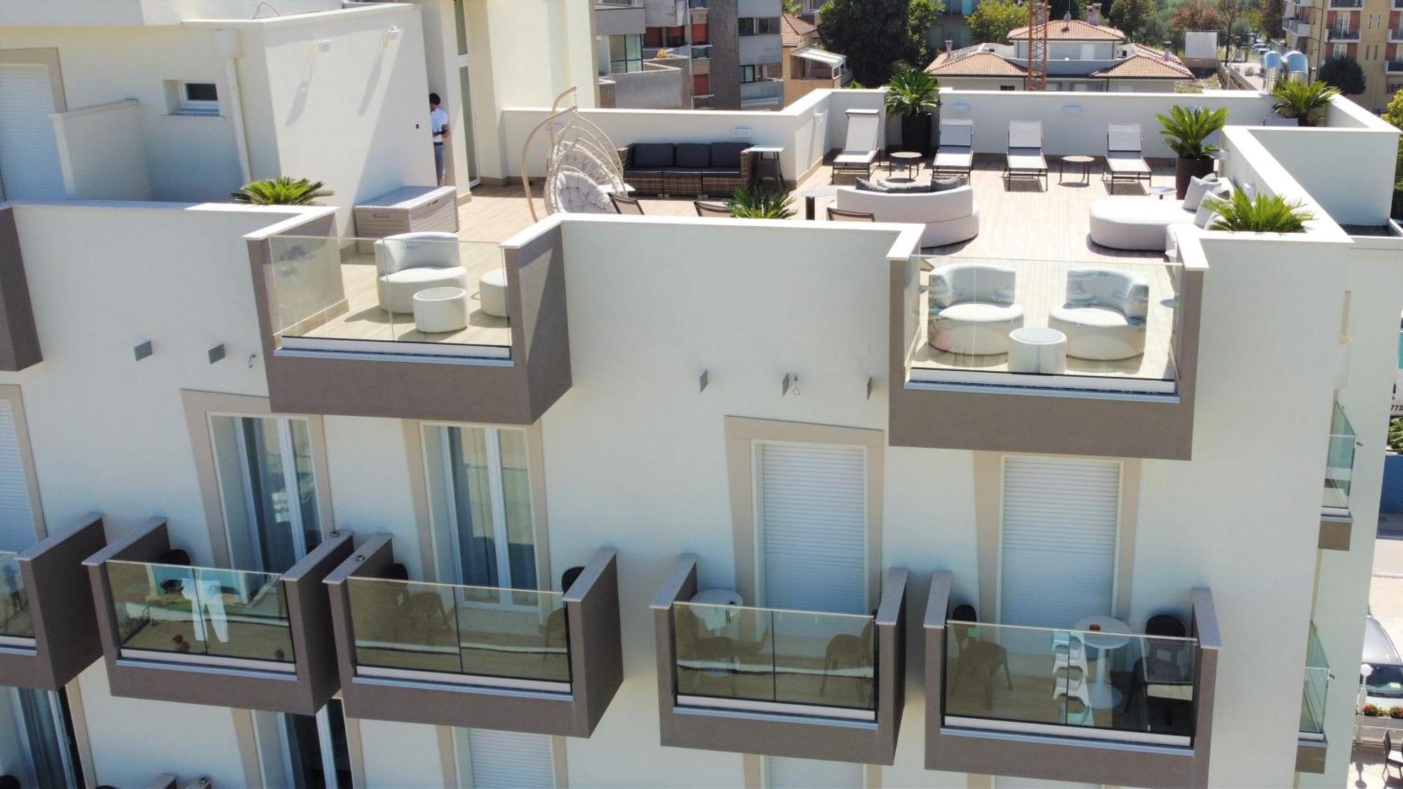 Hotel Caesar Paladium ريميني المظهر الخارجي الصورة