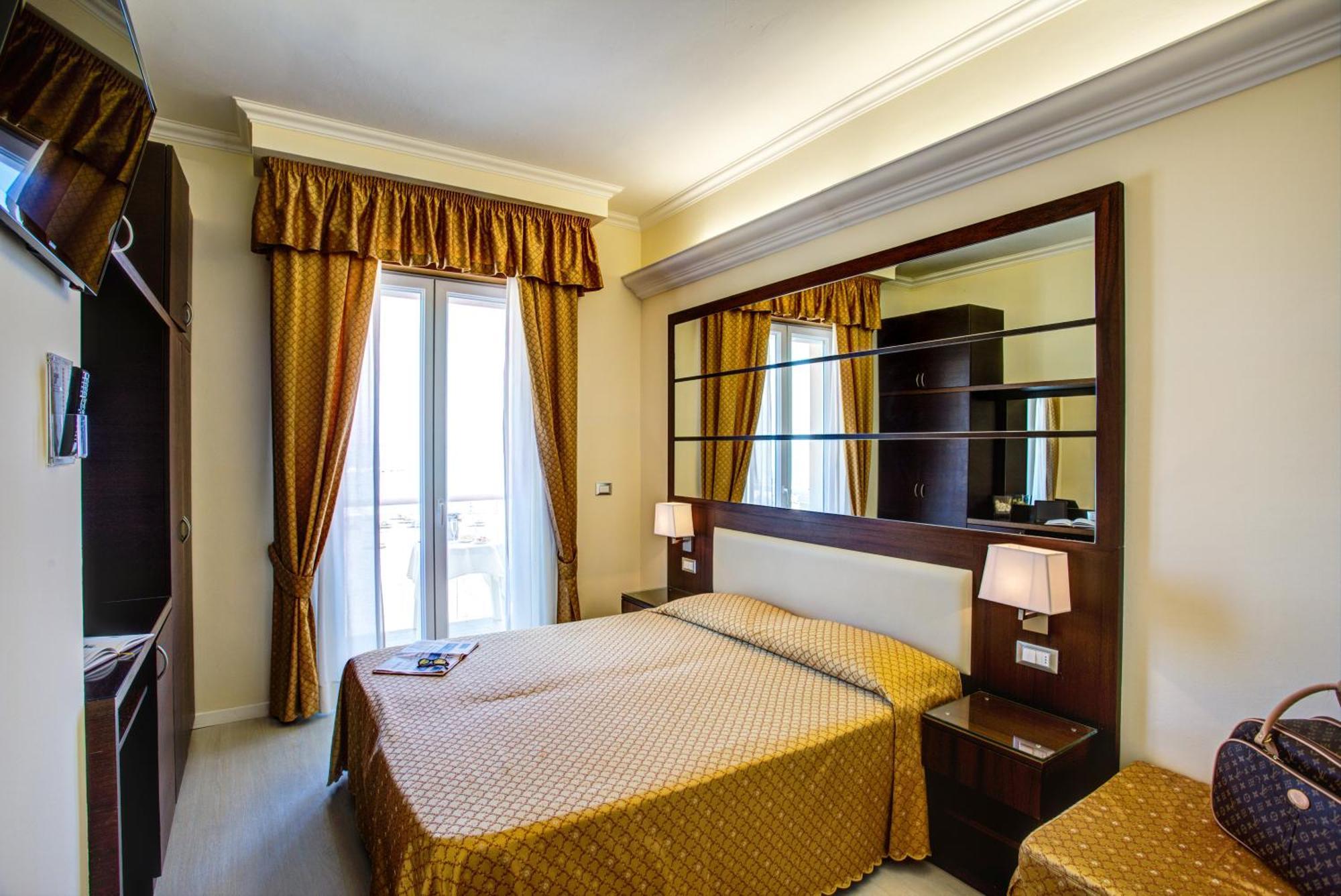 Hotel Caesar Paladium ريميني الغرفة الصورة