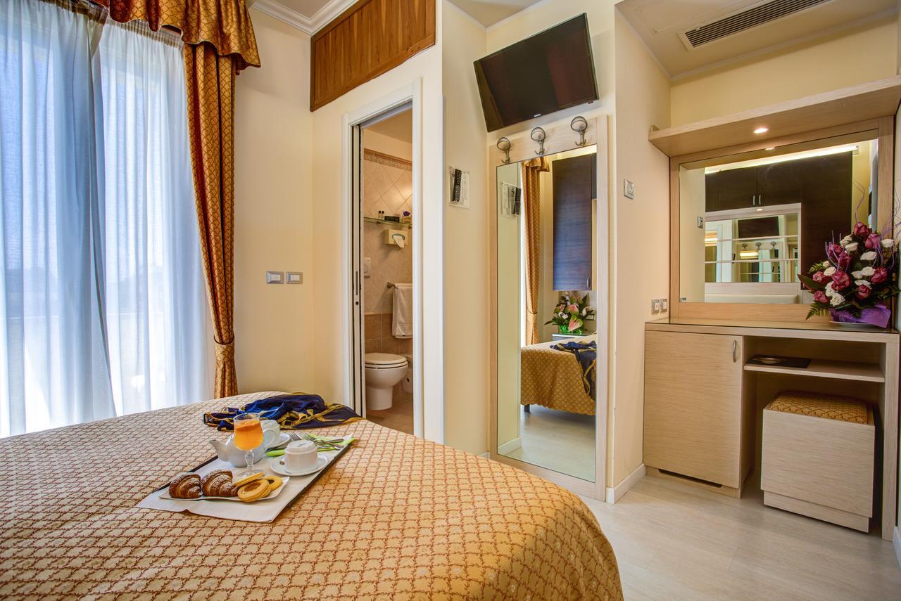 Hotel Caesar Paladium ريميني المظهر الخارجي الصورة